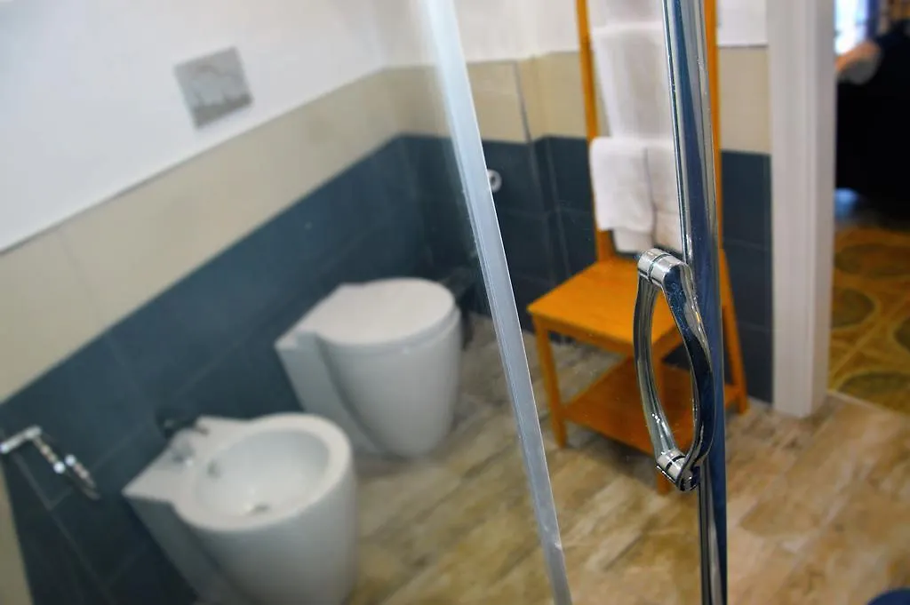 B&B A Due Passi Dal Mare